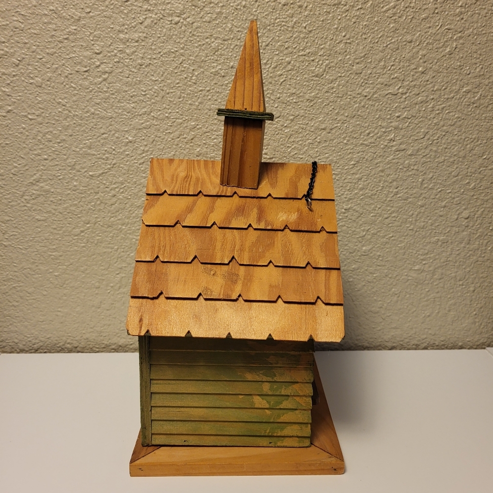 Bird House With Removable Steeple - Picture 4 of 13